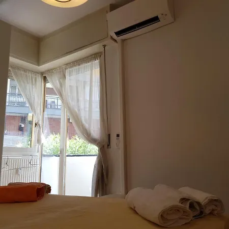 Private Garage,air Cond, Quite, Near Train Station Apartman Rapallo