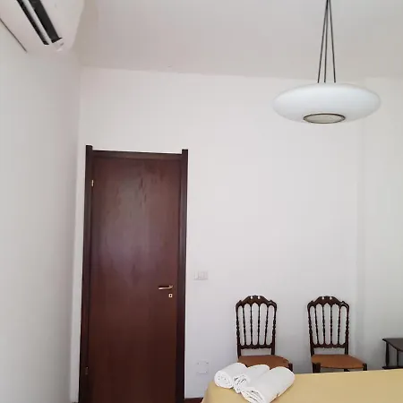 Private Garage,air Cond, Quite, Near Train Station Apartman Rapallo